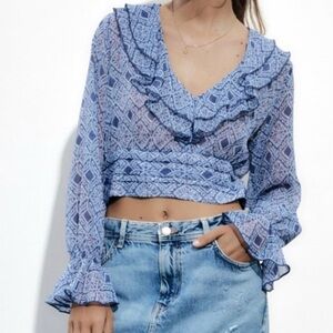 BOGO🧡Zara Blue Ruffled Crop Blouse